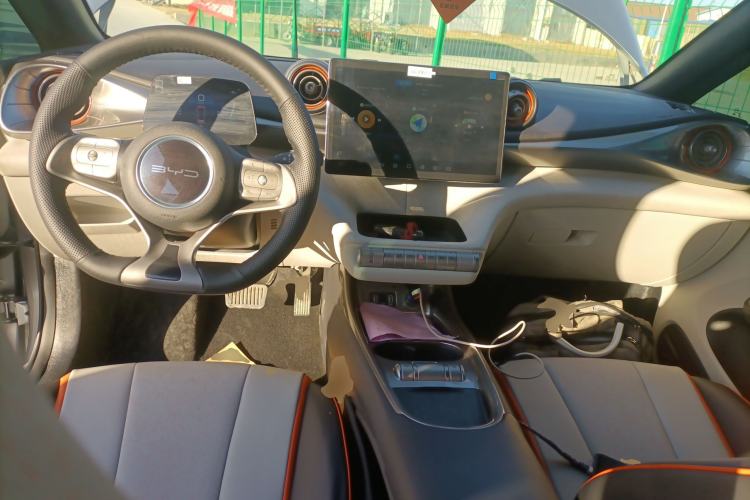 Used BYD Dolphin 2021 405 km Free Version Interior 2