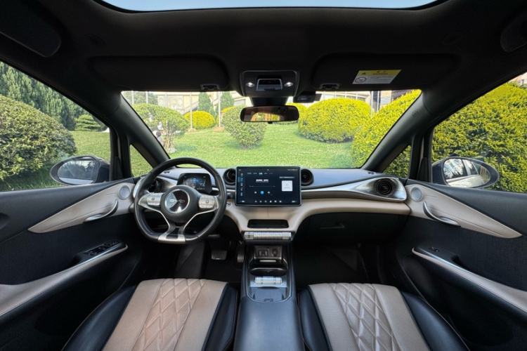 Used BYD Dolphin 2021 405 km Fashion Edition Interior 2