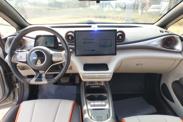 Used BYD Dolphin 2021 405 km Fashion Edition Interior 2
