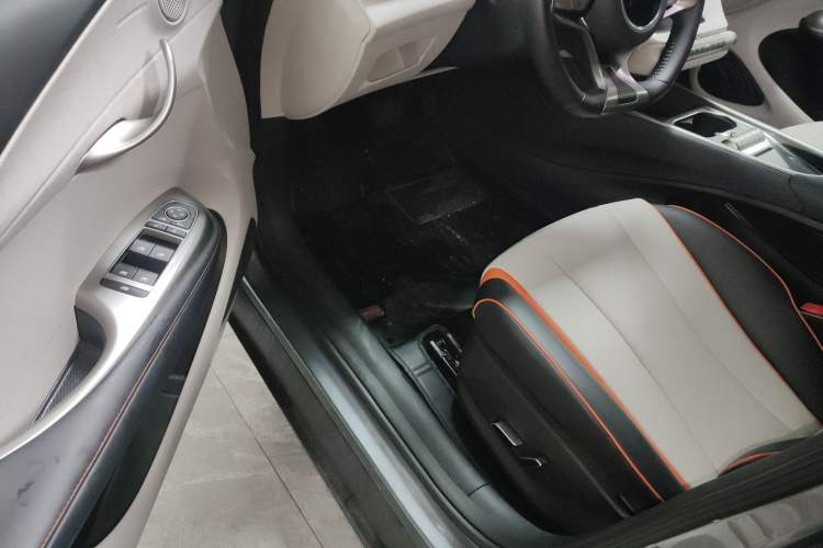 Used BYD Dolphin 2021 405 km Fashion Edition Interior 3