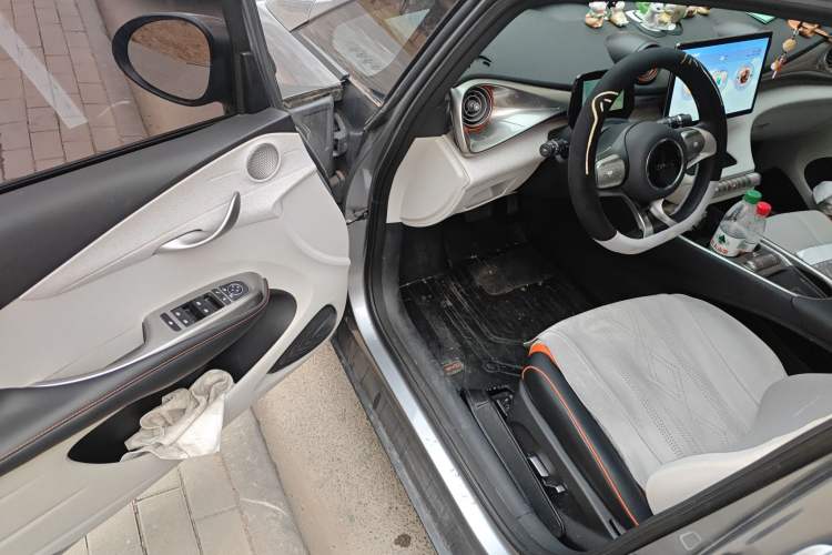 Used BYD Dolphin 2021 405 km Fashion Edition Interior 3