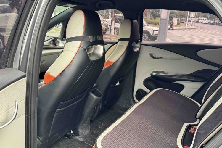 Used BYD Dolphin 2021 405 km Fashion Edition Interior 4