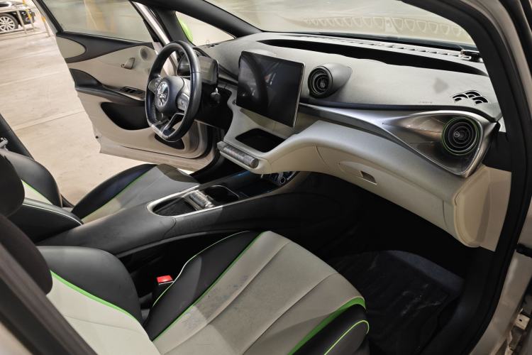 Used BYD Dolphin 2021 405 km Fashion Edition Interior 5