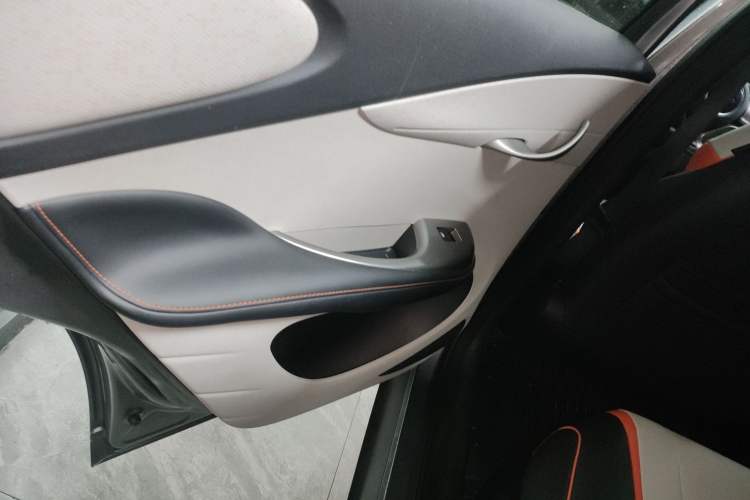 Used BYD Dolphin 2021 405 km Fashion Edition Interior 8
