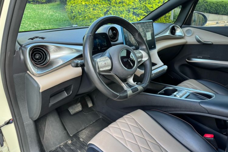 Used BYD Dolphin 2021 405 km Fashion Edition Interior 9