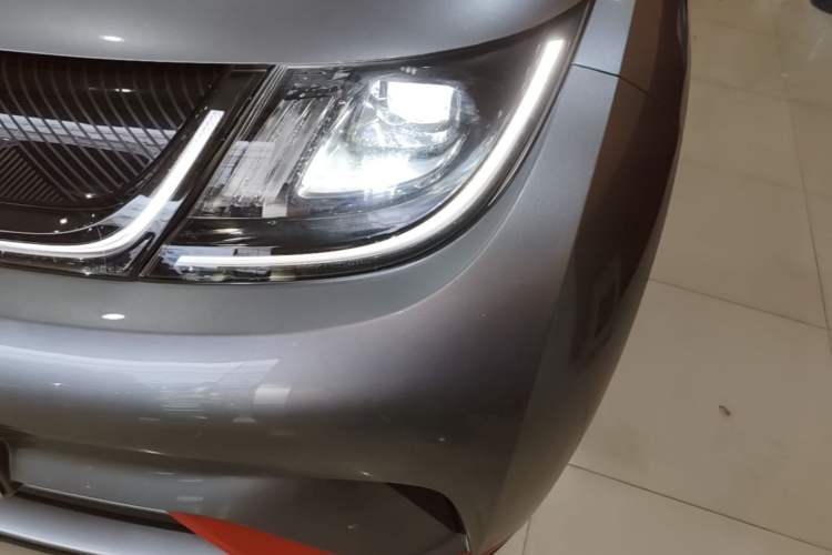 Used BYD Dolphin 2021 405 km Fashion Edition Left Front Headlight
