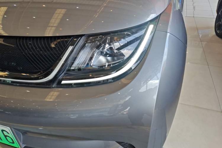 Used BYD Dolphin 2021 405 km Fashion Edition Left Front Headlight