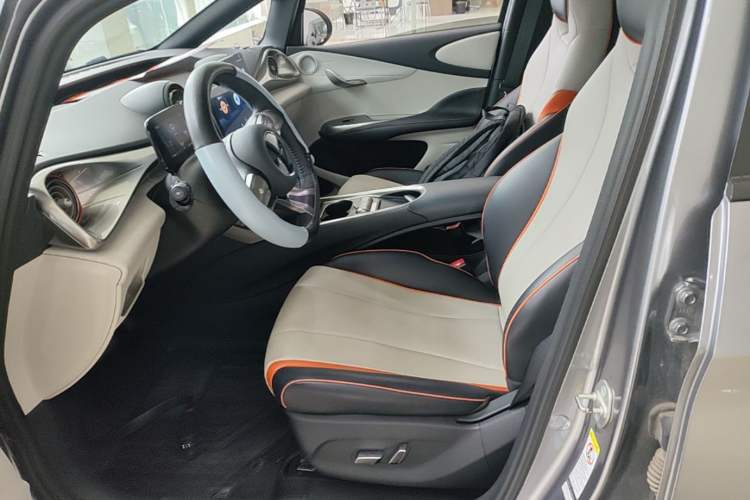 Used BYD Dolphin 2021 405 km Fashion Edition Left Front Seat
