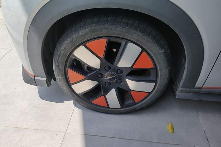 Used BYD Dolphin 2021 401km Knight Edition Left Front Wheel Hub