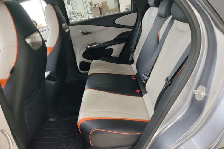 Used BYD Dolphin 2021 405 km Fashion Edition Left Rear Seat