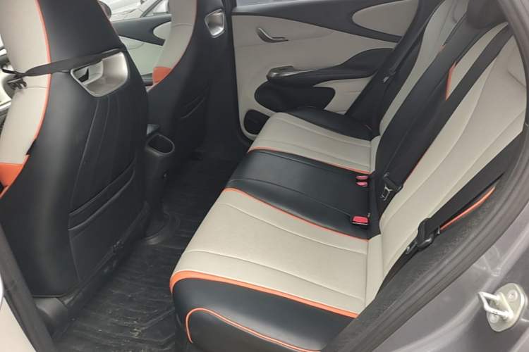 Used BYD Dolphin 2021 405 km Fashion Edition Left Rear Seat
