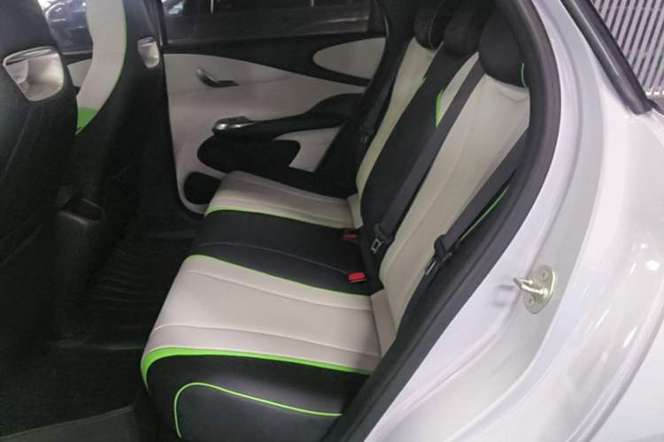 Used BYD Dolphin 2021 405 km Fashion Edition Left Rear Seat