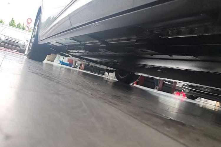 Used BYD Dolphin 2021 405 km Fashion Edition Left Side Sill