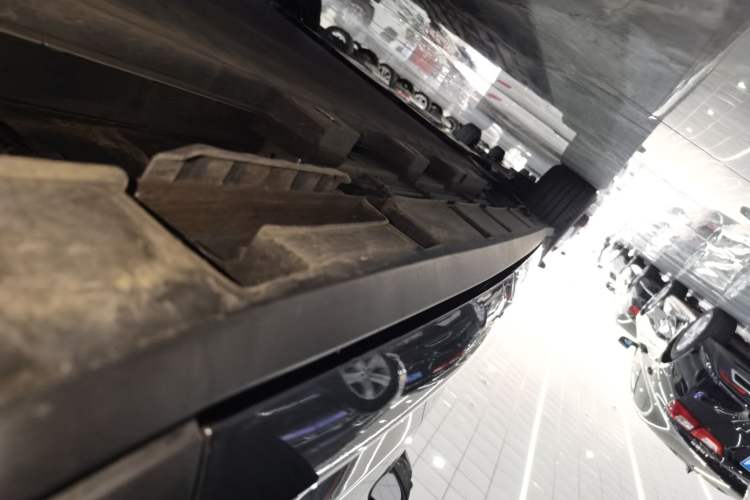 Used BYD Dolphin 2021 405 km Free Version Left Side Sill