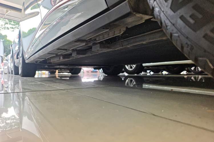 Used BYD Dolphin 2021 405 km Fashion Edition Left Side Sill