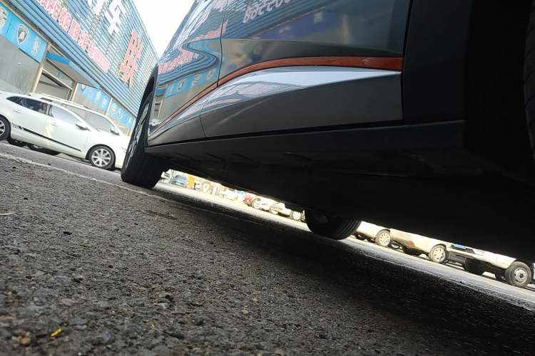 Used BYD Dolphin 2021 405 km Free Version Left Side Sill