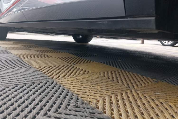 Used BYD Dolphin 2021 405 km Fashion Edition Left Side Sill