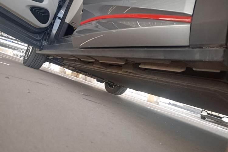 Used BYD Dolphin 2021 405 km Fashion Edition Left Side Sill