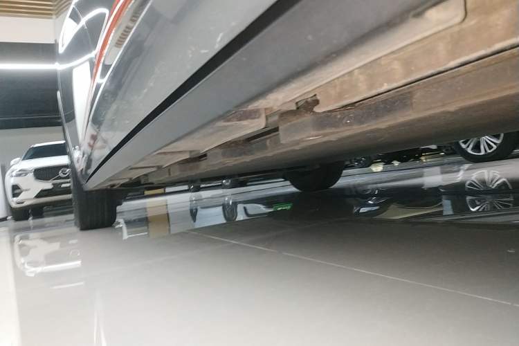 Used BYD Dolphin 2021 405 km Fashion Edition Left Side Sill