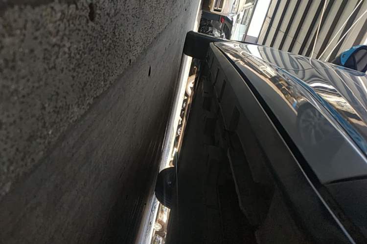 Used BYD Dolphin 2021 405 km Fashion Edition Left Side Sill