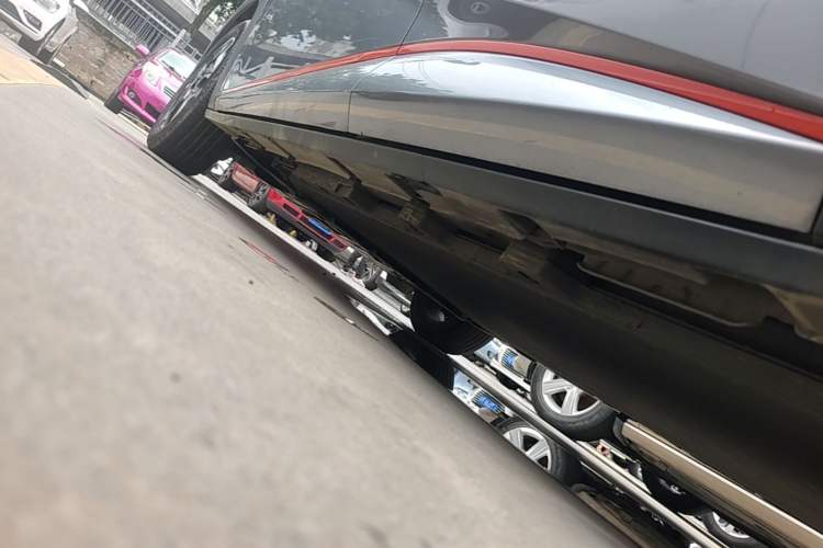 Used BYD Dolphin 2021 405 km Fashion Edition Left Side Sill
