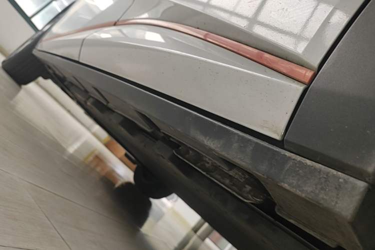 Used BYD Dolphin 2021 405 km Fashion Edition Left Side Sill