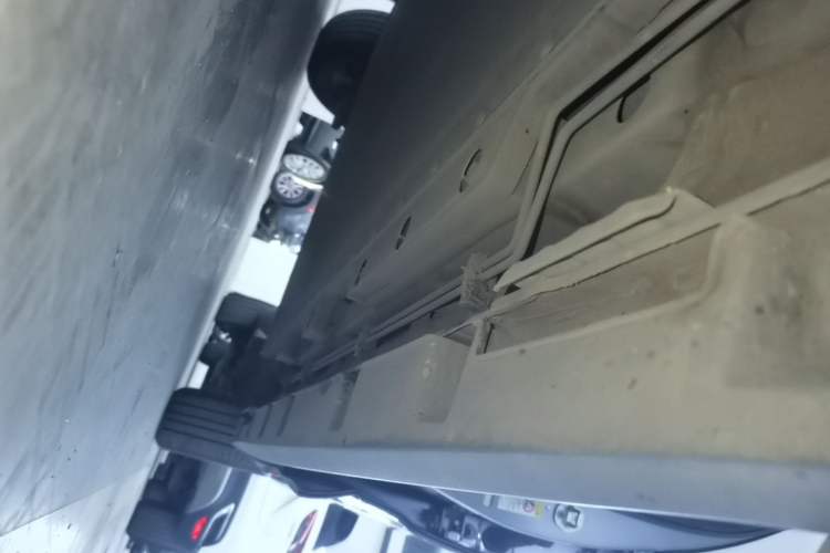 Used BYD Dolphin 2021 405 km Fashion Edition Left Side Sill