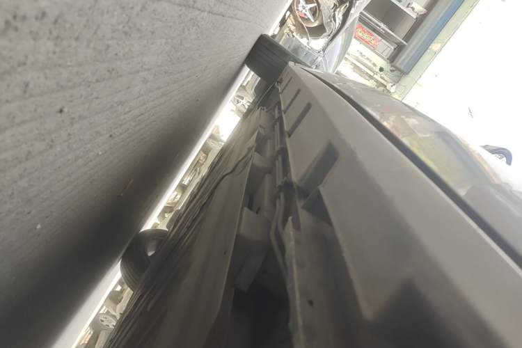 Used BYD Dolphin 2021 405 km Fashion Edition Left Side Sill