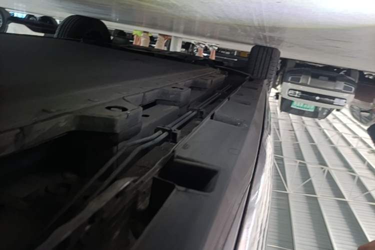 Used BYD Dolphin 2021 405 km Fashion Edition Left Side Sill
