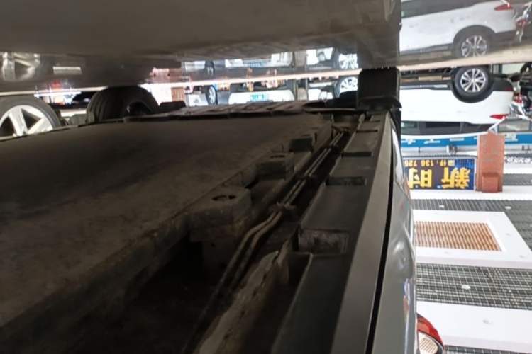 Used BYD Dolphin 2021 405 km Fashion Edition Left Side Sill