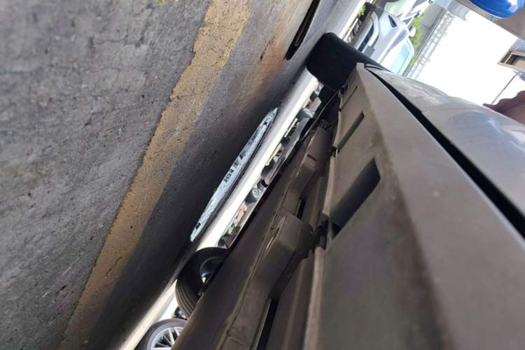 Used BYD Dolphin 2021 405 km Fashion Edition Left Side Sill