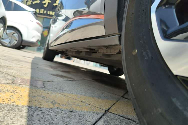 Used BYD Dolphin 2021 405 km Free Version Left Side Sill