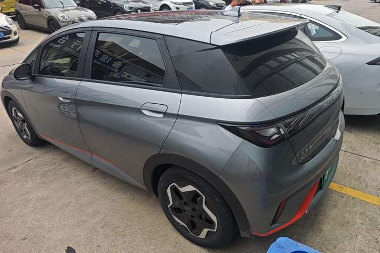 Used BYD Dolphin 2021 405 km Fashion Edition Rear Left 45 Deg