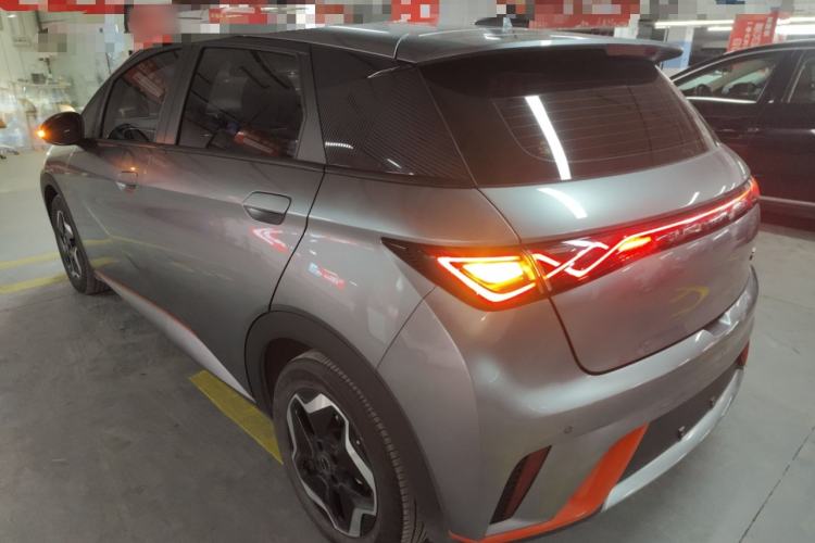 Used BYD Dolphin 2021 405 km Fashion Edition Rear Left 45 Deg