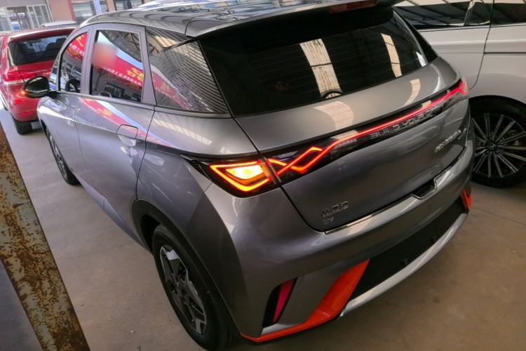 Used BYD Dolphin 2021 405 km Fashion Edition Rear Left 45 Deg