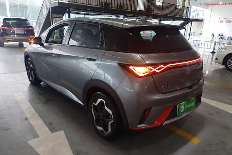 Used BYD Dolphin 2021 405 km Fashion Edition Rear Left 45 Deg