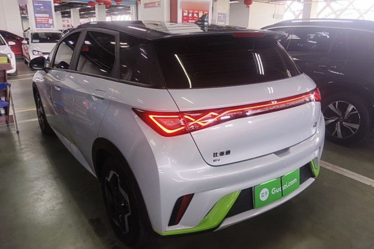 Used BYD Dolphin 2021 405 km Fashion Edition Rear Left 45 Deg