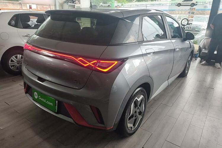 Used BYD Dolphin 2021 405 km Fashion Edition Rear Right 45 Deg