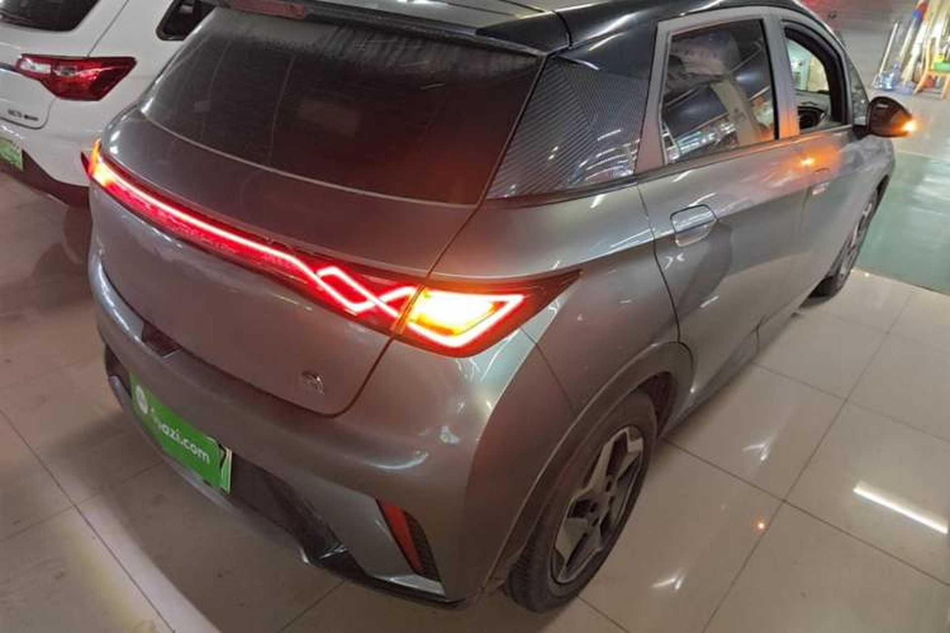 Used BYD Dolphin 2021 405 km Fashion Edition Rear Right 45 Deg