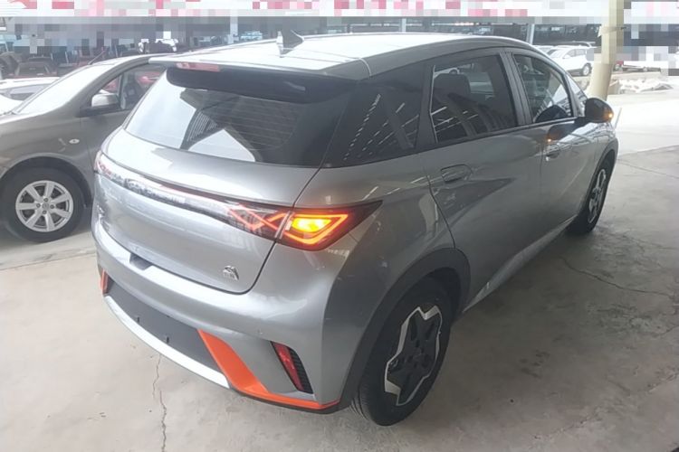 Used BYD Dolphin 2021 405 km Fashion Edition Rear Right 45 Deg