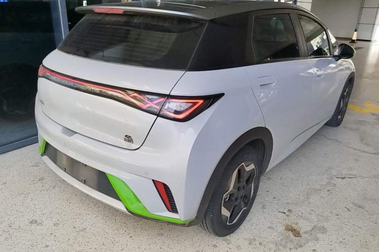 Used BYD Dolphin 2021 405 km Fashion Edition Rear Right 45 Deg