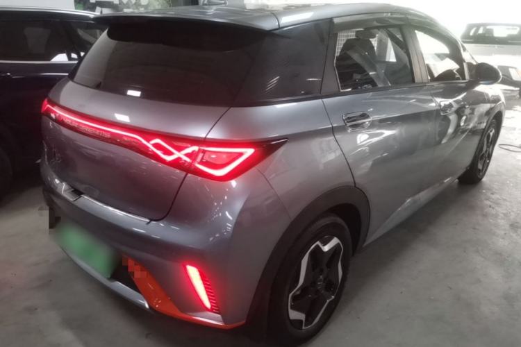 Used BYD Dolphin 2021 405 km Fashion Edition Rear Right 45 Deg