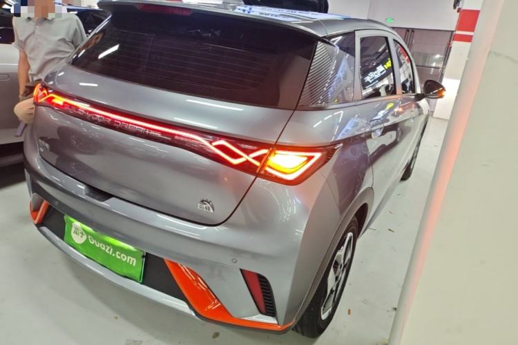 Used BYD Dolphin 2021 405 km Fashion Edition Rear Right 45 Deg