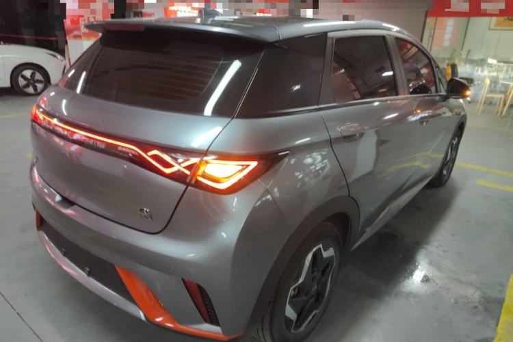 Used BYD Dolphin 2021 405 km Fashion Edition Rear Right 45 Deg