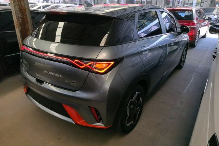 Used BYD Dolphin 2021 405 km Fashion Edition Rear Right 45 Deg
