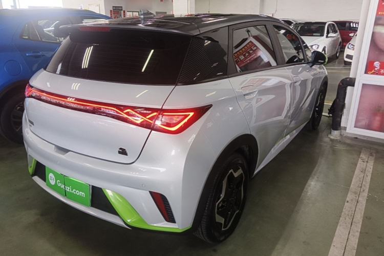 Used BYD Dolphin 2021 405 km Fashion Edition Rear Right 45 Deg
