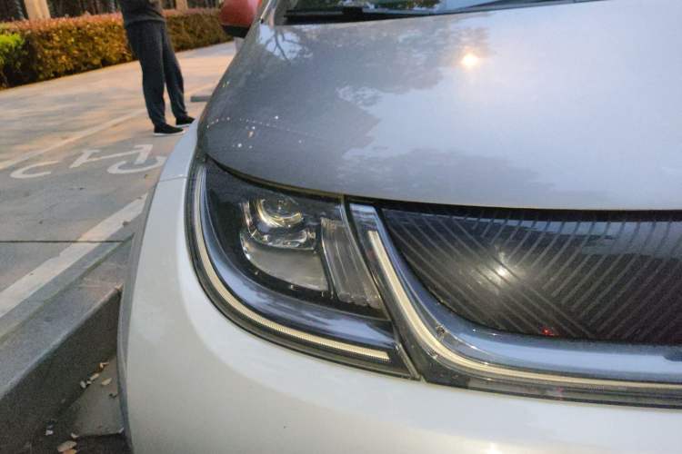 Used BYD Dolphin 2021 405 km Free Version Right Front Headlight