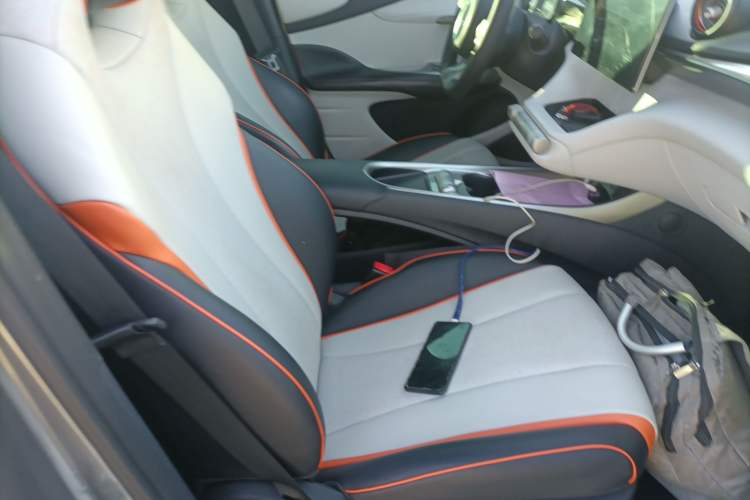 Used BYD Dolphin 2021 405 km Free Version Right Front Seat