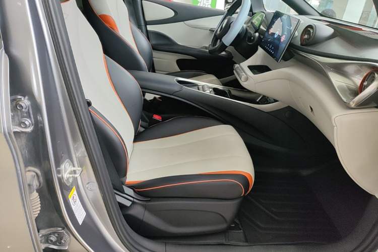 Used BYD Dolphin 2021 405 km Fashion Edition Right Front Seat