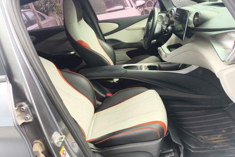 Used BYD Dolphin 2021 405 km Fashion Edition Right Front Seat